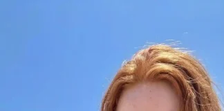 Viral iPhone 16 Pro Beach Photoshoot AI Generator: Use Grok AI | Gadget Gyani Realistic cinematic summer beach photoshoot generated using Grok AI prompt