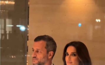 Viral Celebrity Sighting Scenario Video Prompt 2026 (Copy Paste) GGVP43